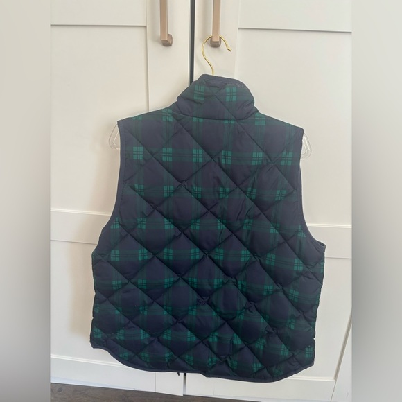 J.Crew Navy and Green Tartan Plaid Vest Size Medium Preppy Cabincore Holiday - Picture 2 of 3
